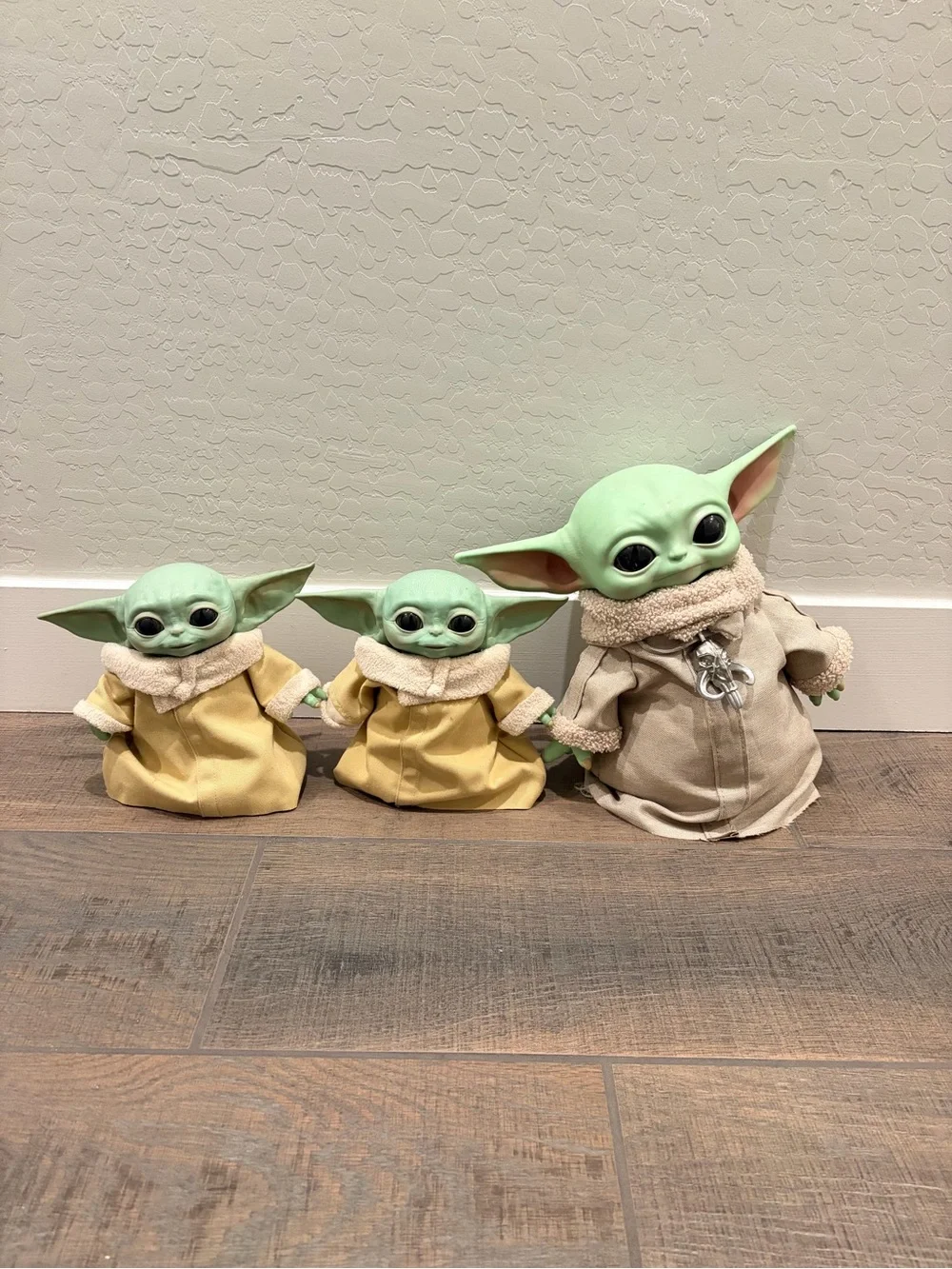 Mattel Grogu (Baby Yoda) Plush Trio in Green with Tan and Yellow Robes